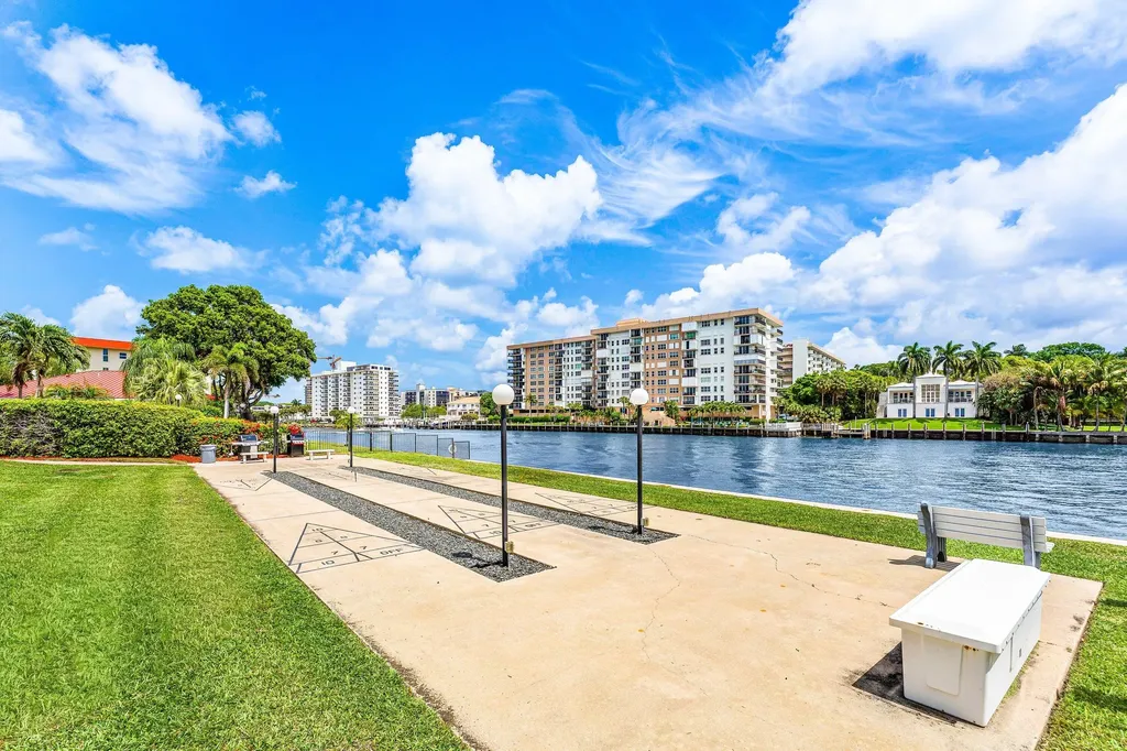 3100 NE 48th Court Lighthouse Point FL 33064