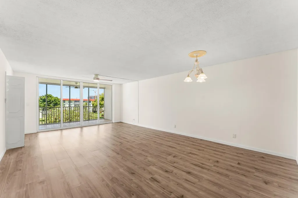 3100 NE 48th Court Lighthouse Point FL 33064