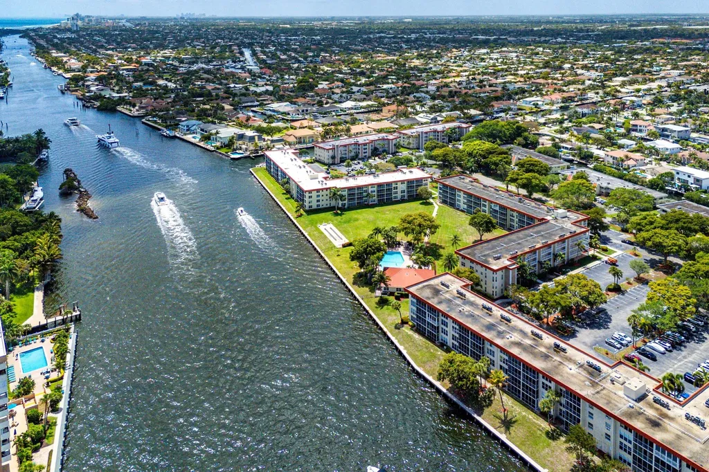 3100 NE 48th Court Lighthouse Point FL 33064
