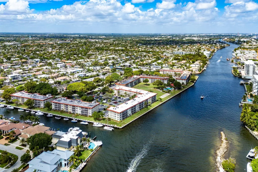 3100 NE 48th Court Lighthouse Point FL 33064