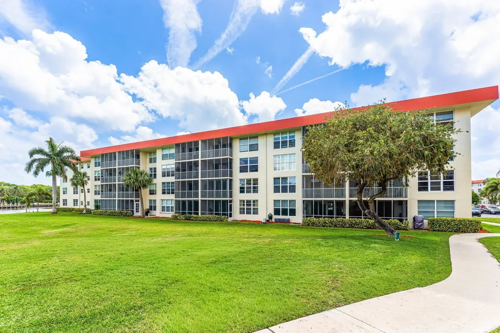 3100 NE 48th Court Lighthouse Point FL 33064