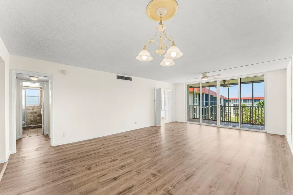 3100 NE 48th Court Lighthouse Point FL 33064