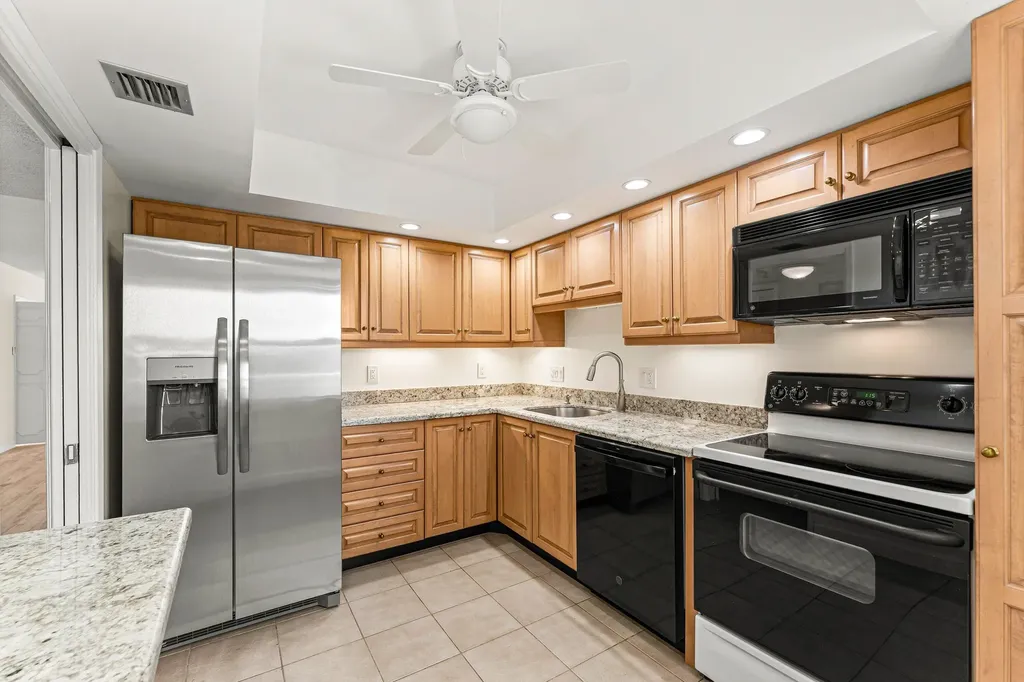 3100 NE 48th Court Lighthouse Point FL 33064