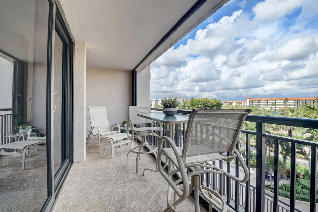 2667 N Ocean Boulevard Boca Raton FL 33431