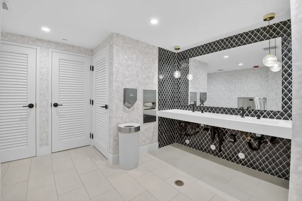 2667 N Ocean Boulevard Boca Raton FL 33431