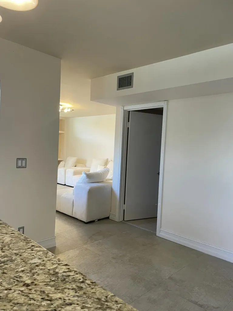 22976 Oxford Place Boca Raton FL 33433