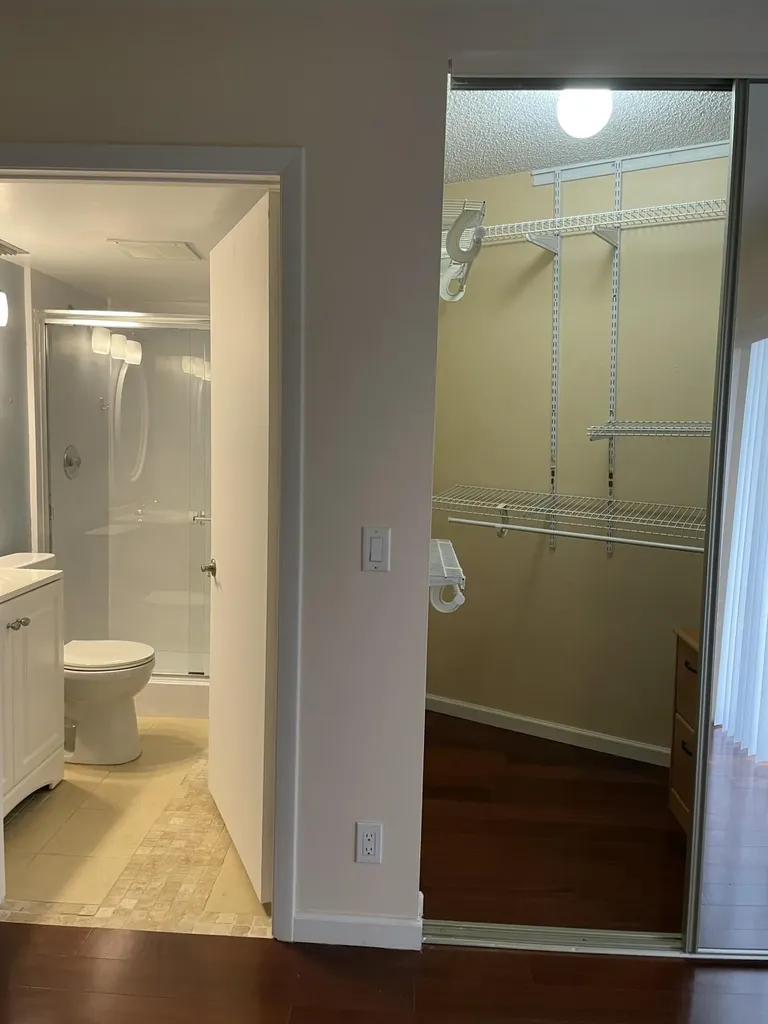 22976 Oxford Place Boca Raton FL 33433