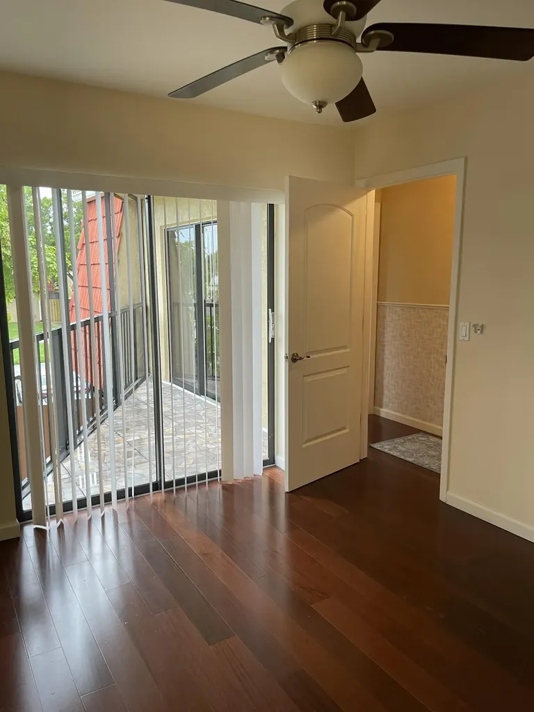 22976 Oxford Place Boca Raton FL 33433