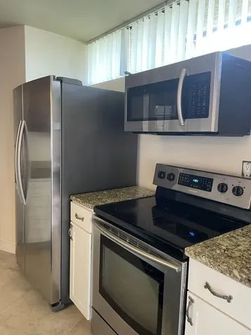 22976 Oxford Place Boca Raton FL 33433