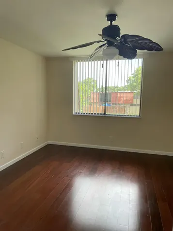 22976 Oxford Place Boca Raton FL 33433