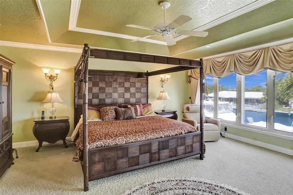 2875 NE 25th Court Fort Lauderdale FL 33305