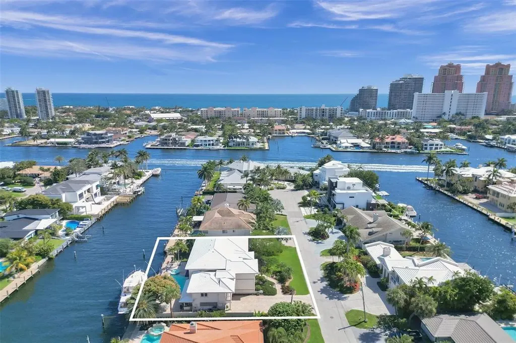 2875 NE 25th Court Fort Lauderdale FL 33305