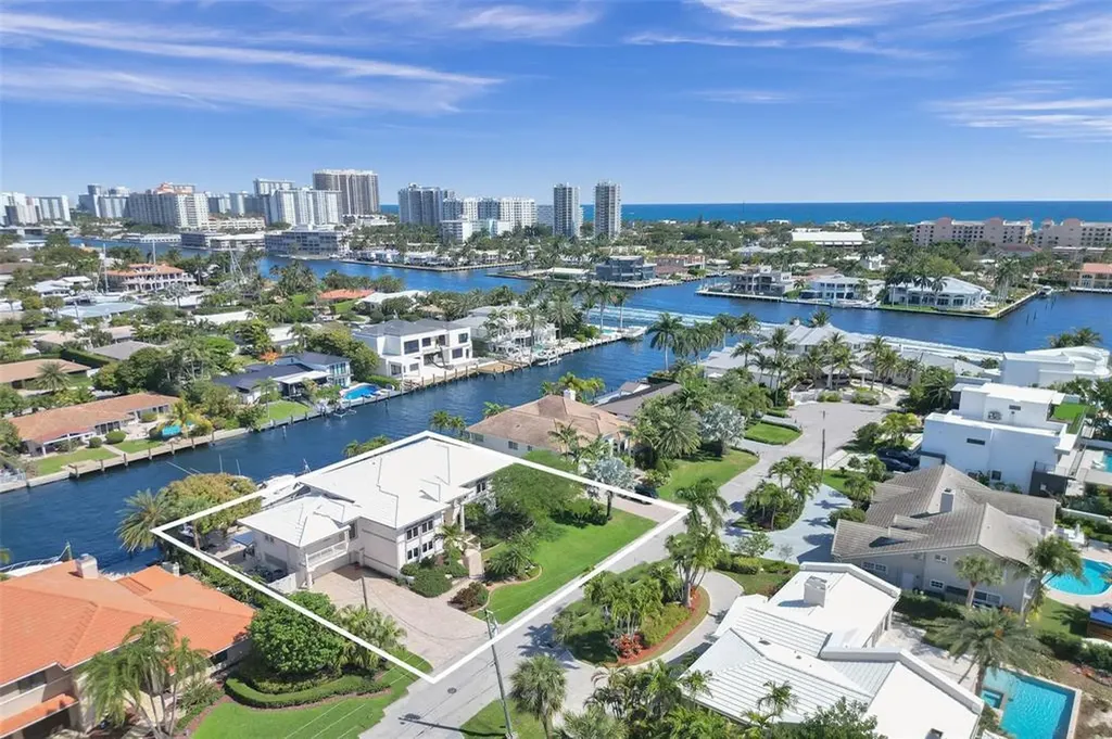 2875 NE 25th Court Fort Lauderdale FL 33305