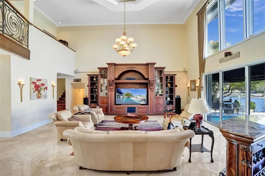 2875 NE 25th Court Fort Lauderdale FL 33305