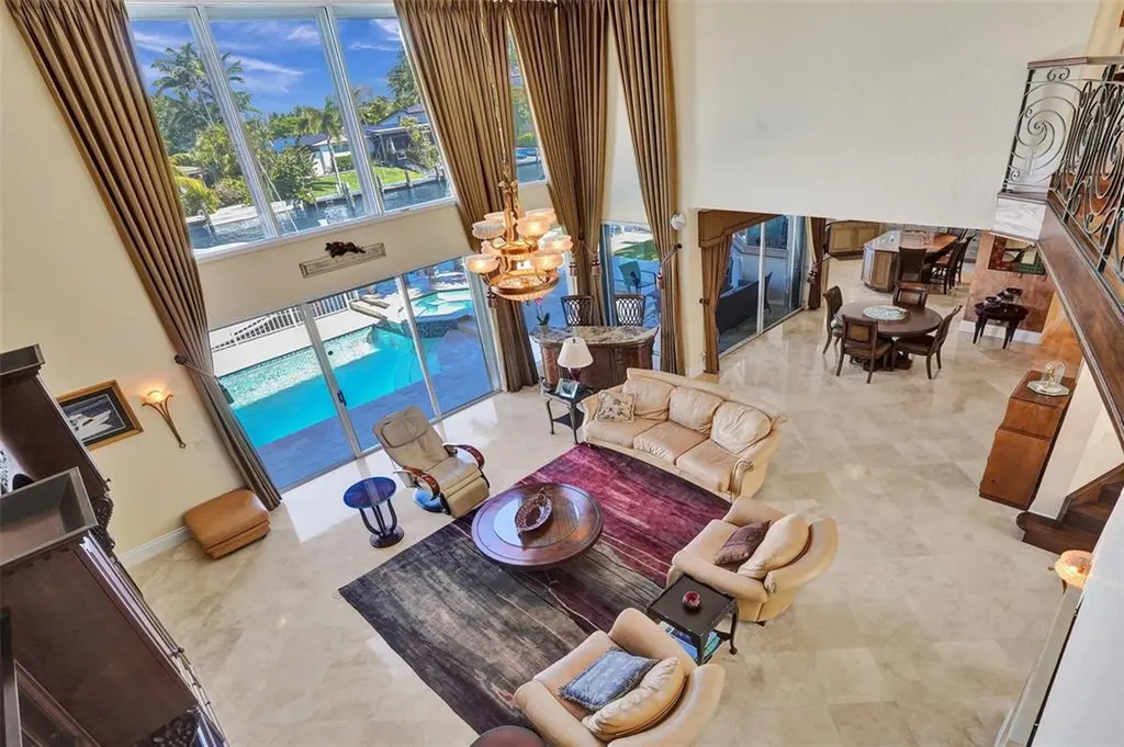 2875 NE 25th Court Fort Lauderdale FL 33305
