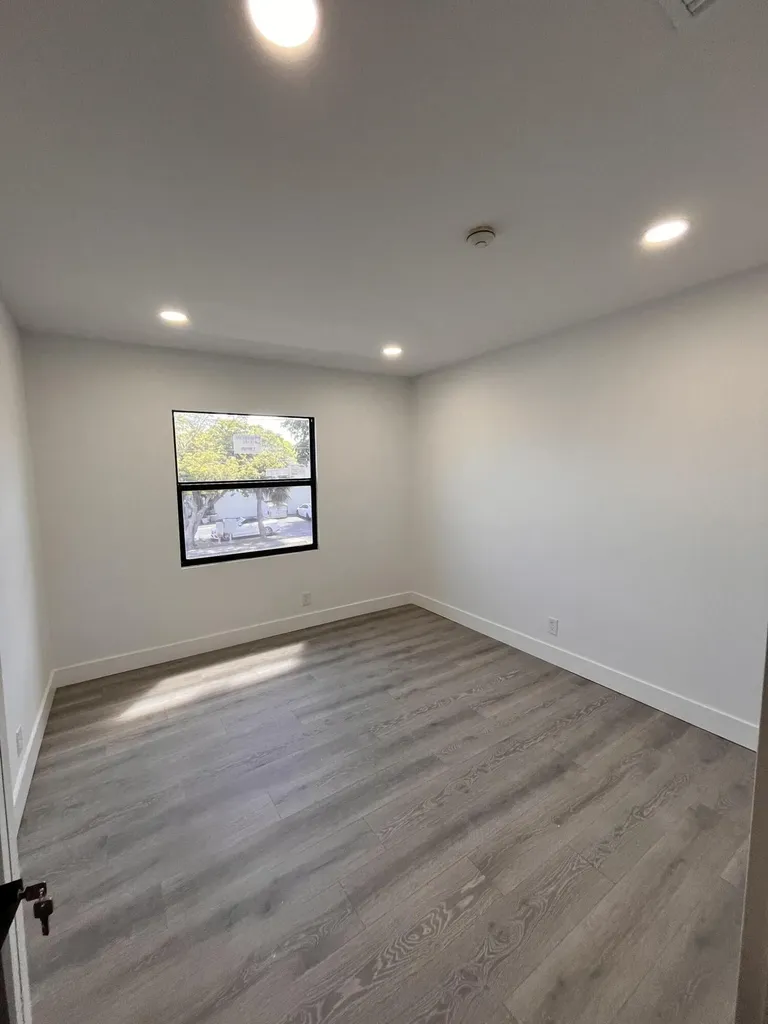 900 Federal Highway Riviera Beach FL