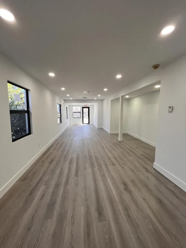 900 Federal Highway Riviera Beach FL