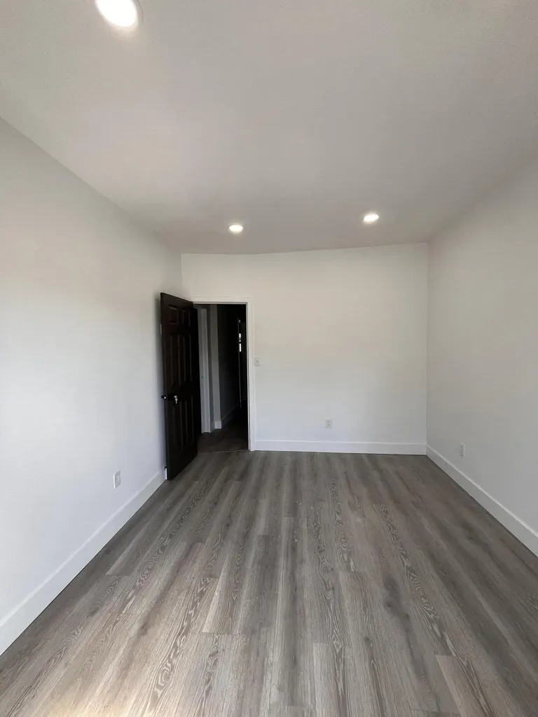 900 Federal Highway Riviera Beach FL