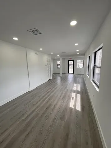 900 Federal Highway Riviera Beach FL