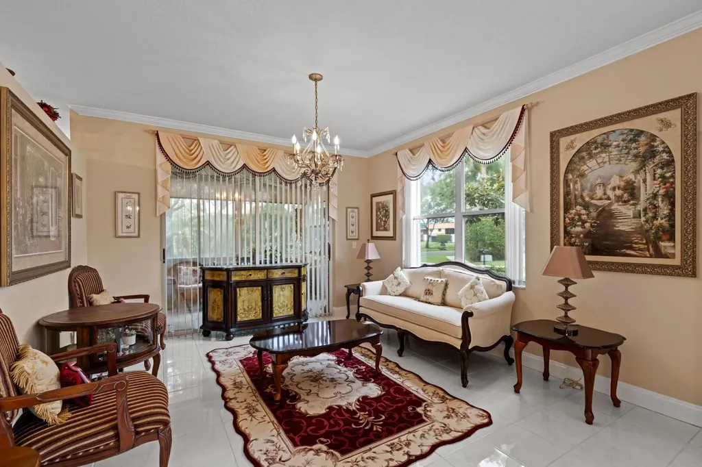 8550 Via Romana Boca Raton FL 33496
