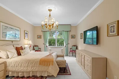 8550 Via Romana Boca Raton FL 33496