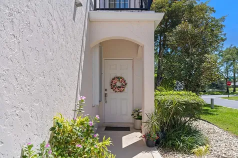 8550 Via Romana Boca Raton FL 33496