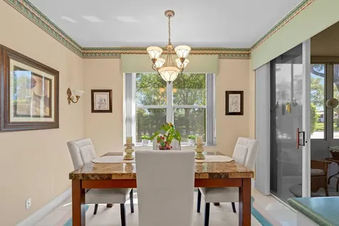 8550 Via Romana Boca Raton FL 33496