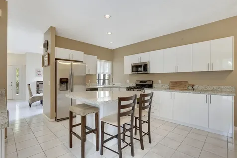 27 Via Del Corso Palm Beach Gardens FL 33418