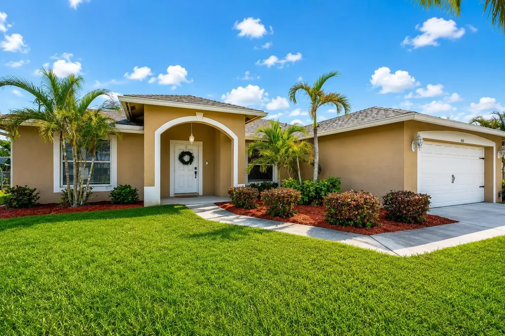 400 SW Ridgecrest Drive Port St Lucie FL 34953