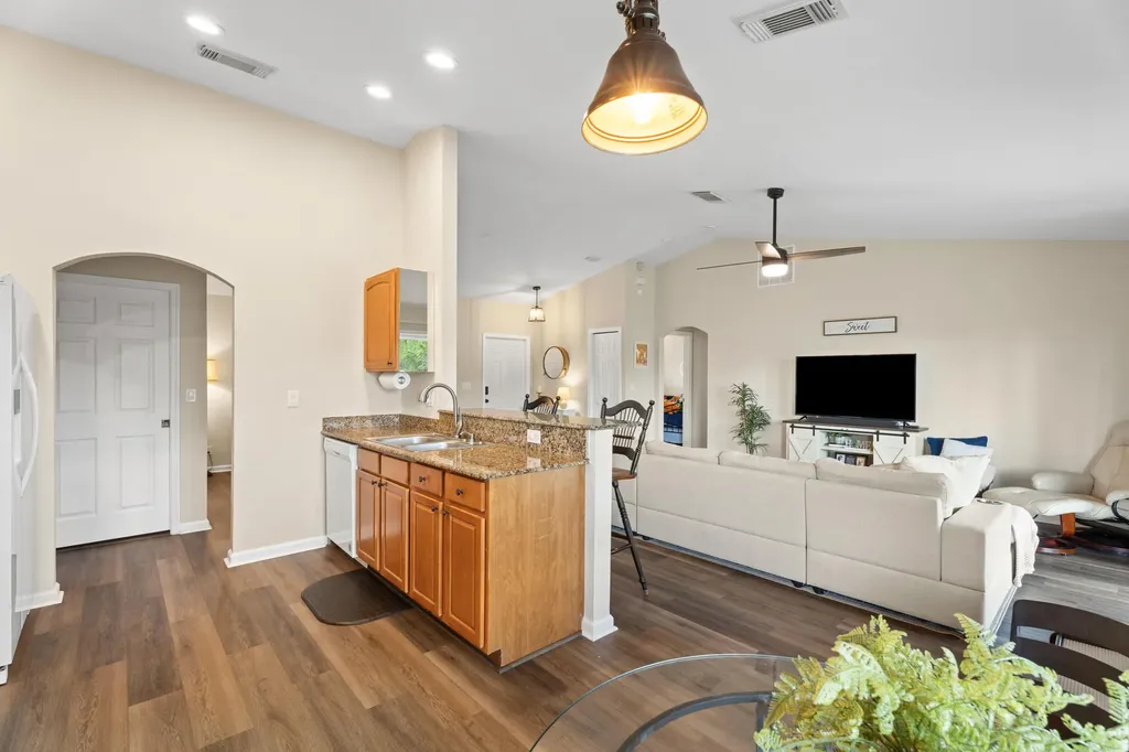 400 SW Ridgecrest Drive Port St Lucie FL 34953