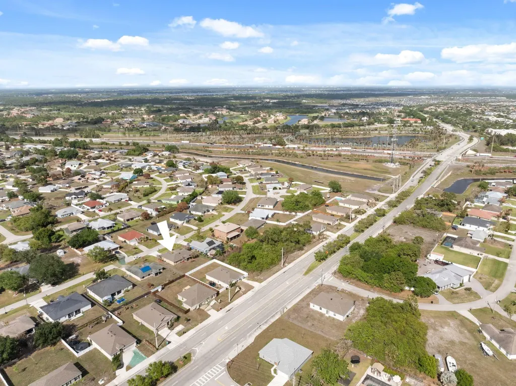 400 SW Ridgecrest Drive Port St Lucie FL 34953