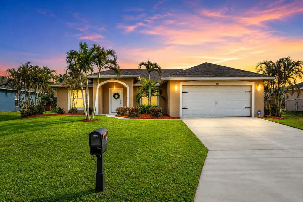 400 SW Ridgecrest Drive Port St Lucie FL 34953