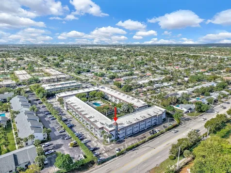 400 SE 10th Street Deerfield Beach FL 33441