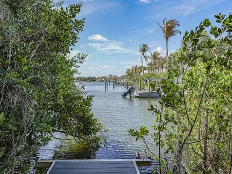 4890 Bethel Creek Drive Vero Beach FL 32963