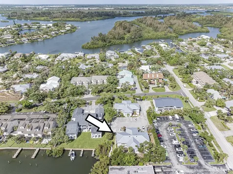 4890 Bethel Creek Drive Vero Beach FL 32963