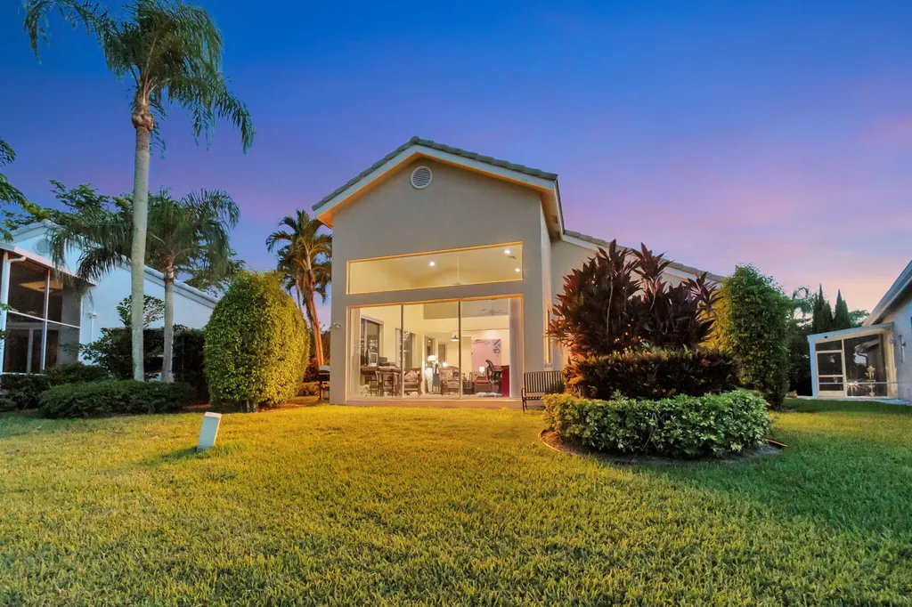 11922 Fountainside Circle Boynton Beach FL 33437