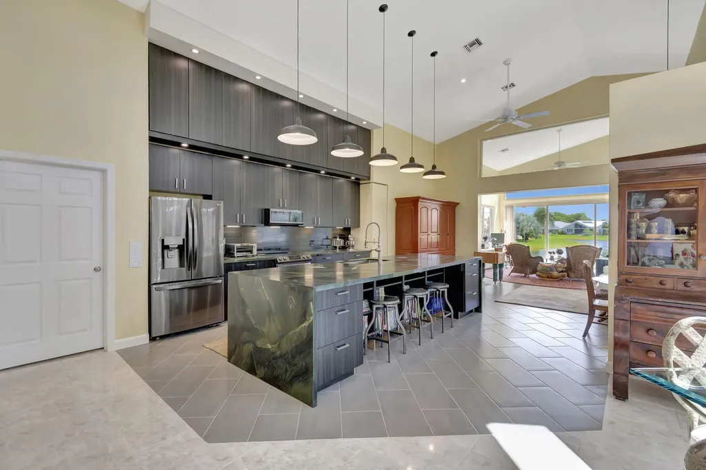 11922 Fountainside Circle Boynton Beach FL 33437