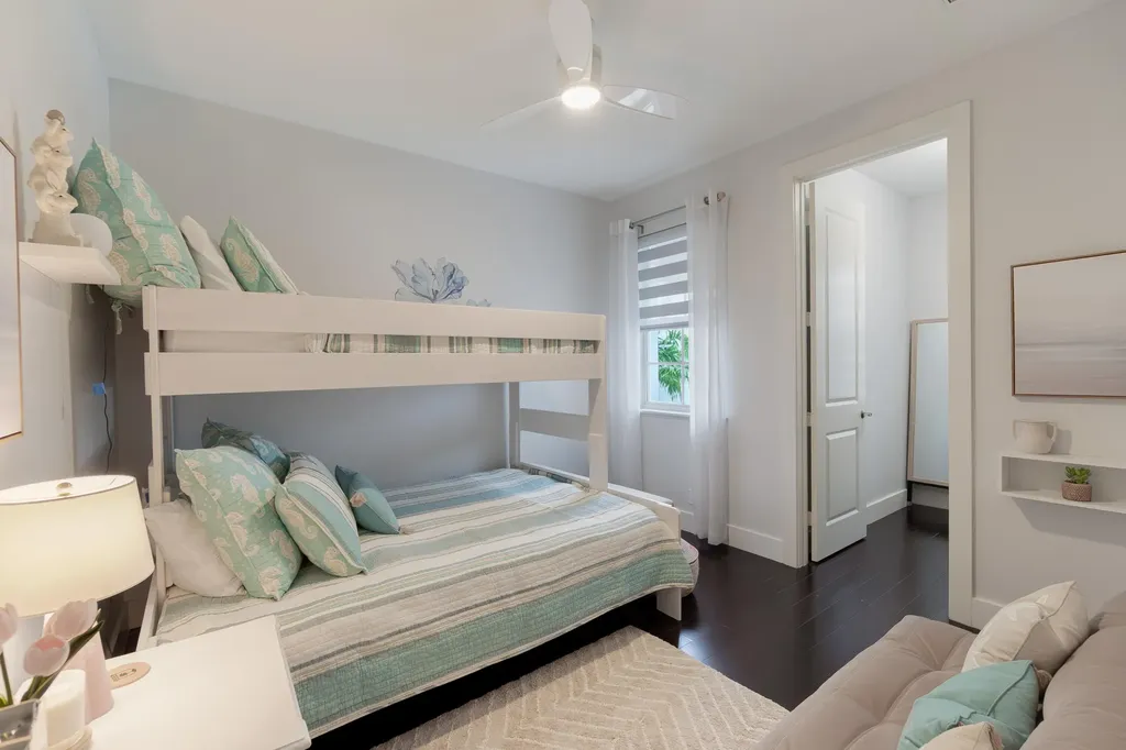 918 St George Boulevard Delray Beach FL 33483
