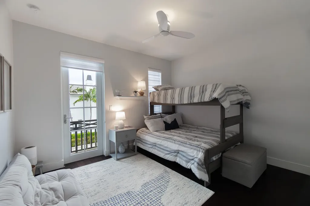 918 St George Boulevard Delray Beach FL 33483