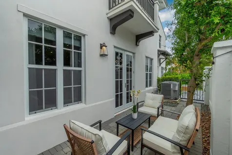 918 St George Boulevard Delray Beach FL 33483