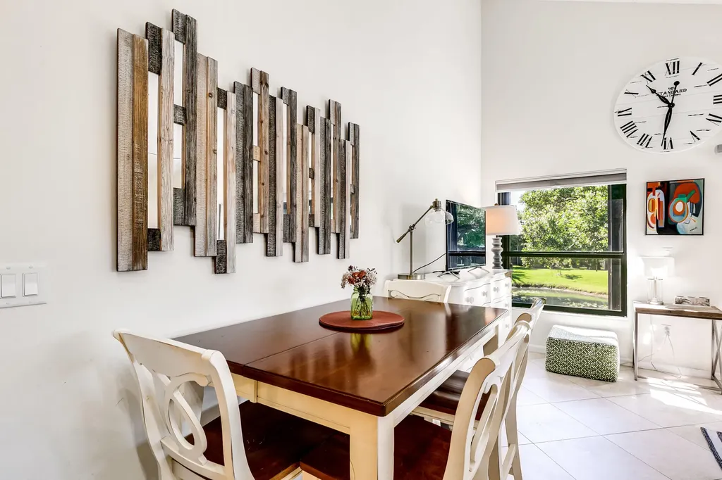 11863 Wimbledon Circle Wellington FL 33414