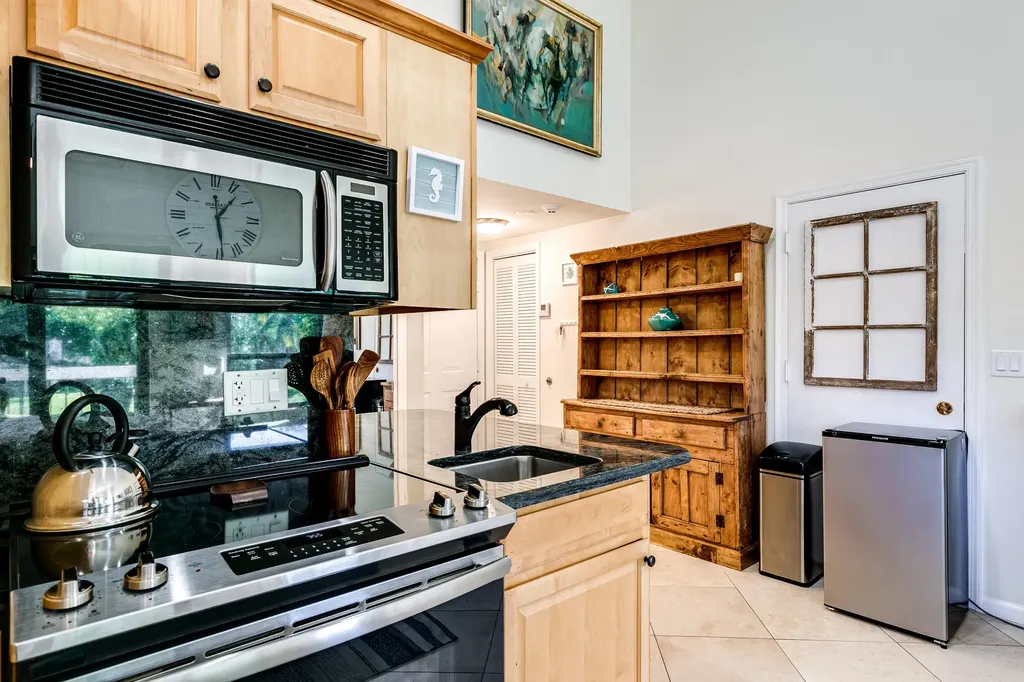 11863 Wimbledon Circle Wellington FL 33414