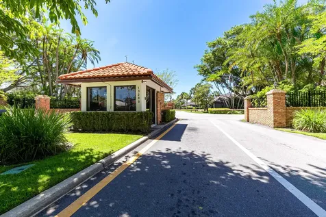 11863 Wimbledon Circle Wellington FL 33414