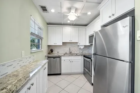 281 Fanshaw G Boca Raton FL 33434