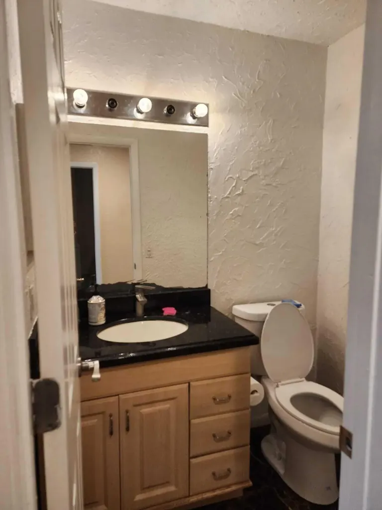 2790 NW 80th Avenue Sunrise FL 33322