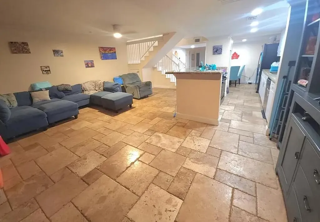 2790 NW 80th Avenue Sunrise FL 33322