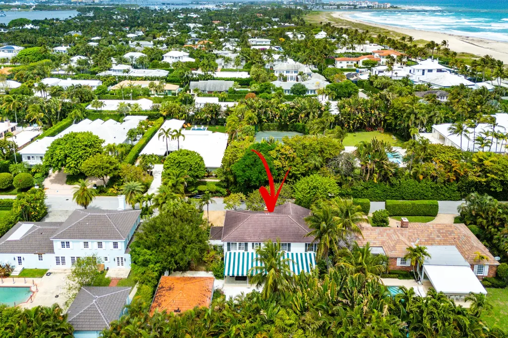 210 Merrain Road Palm Beach FL 33480