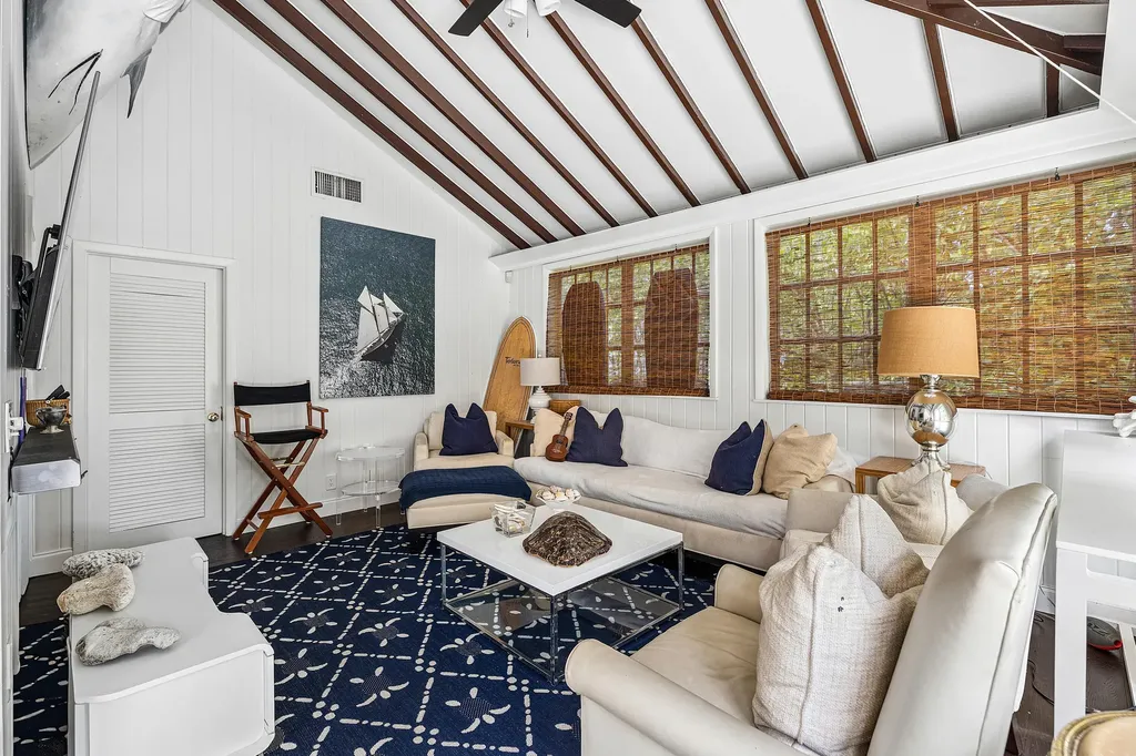 210 Merrain Road Palm Beach FL 33480