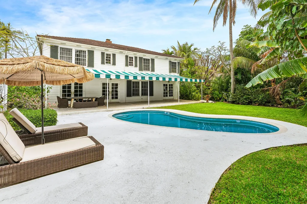 210 Merrain Road Palm Beach FL 33480