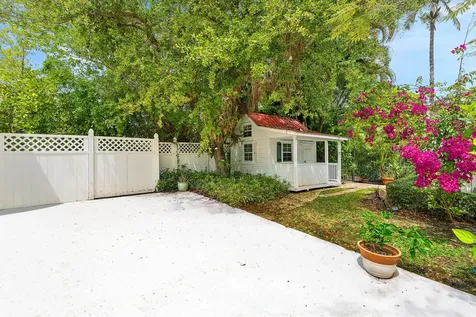 210 Merrain Road Palm Beach FL 33480